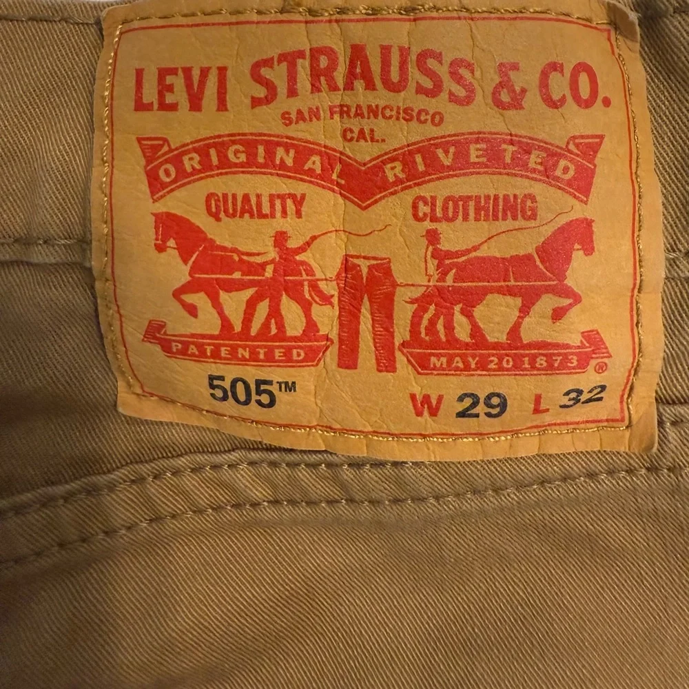 Levi's Men's Tan Straight Jeans